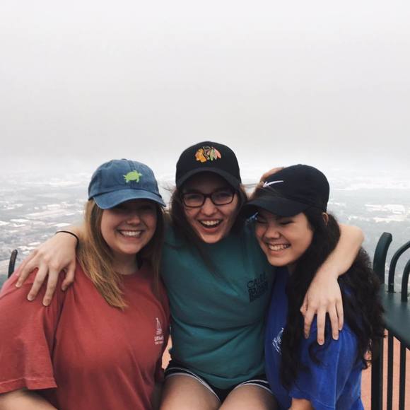 Meet your Posher, Hannah - Picture 1 of 1